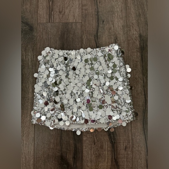 WHITE FOX | XS | Sequin Skirt - Picture 2 of 4